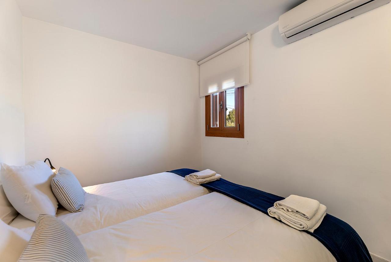 La Gola Apartment, First-Line Beachfront, Newly Refurbished Port de Pollença Ngoại thất bức ảnh